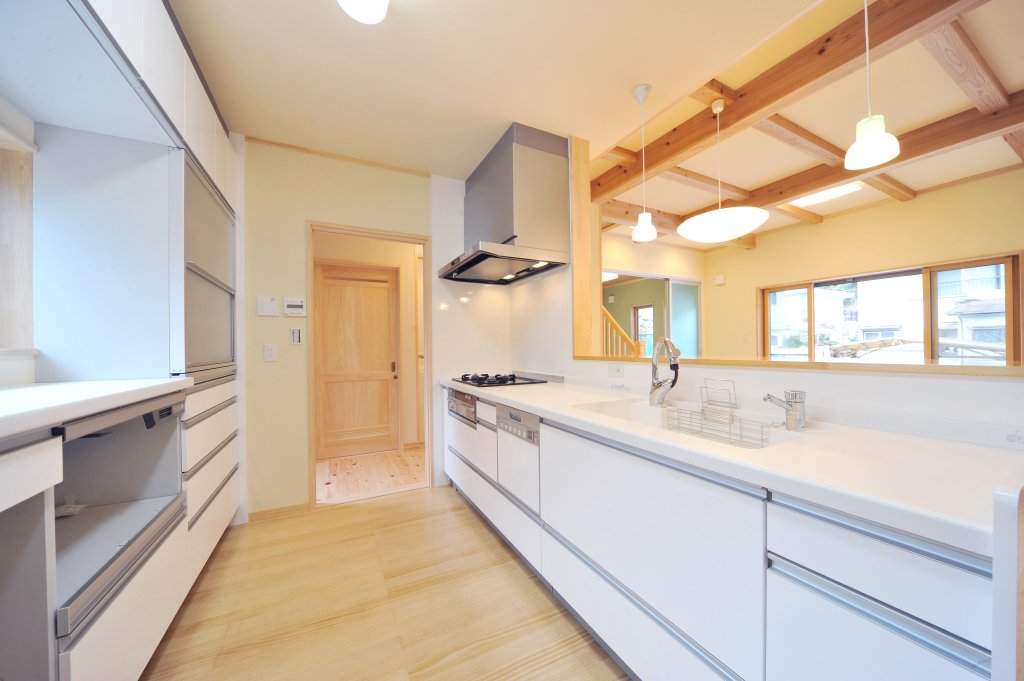 使いやすさ重視のキッチン施工